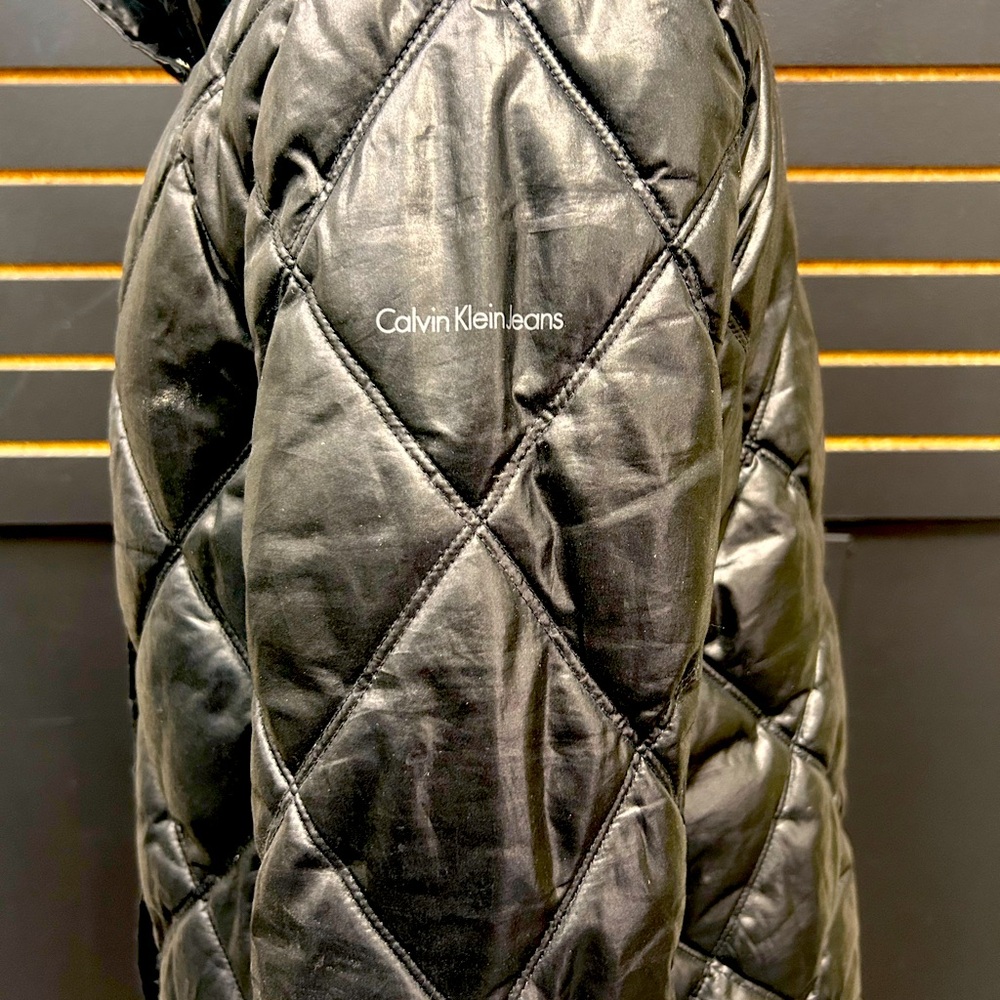 Womens Black Calvin Klein Puffer Jacket. Size M